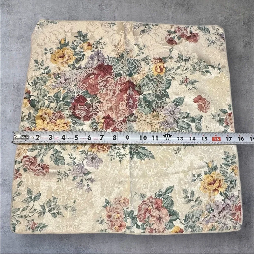 Vintage Floral Tapestry Cloth Napkins Set of 7 –‎ Cottagecore Fabric